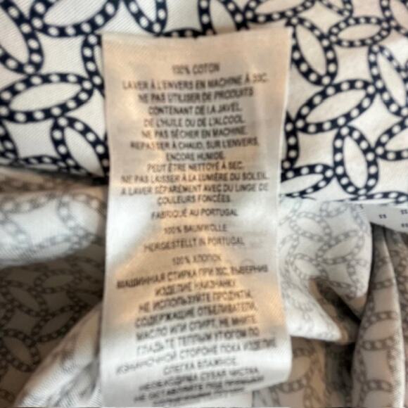 Ted Baker London Black & White Geometric Button Up Shirt Like New! Size 5 - Picture 12 of 16